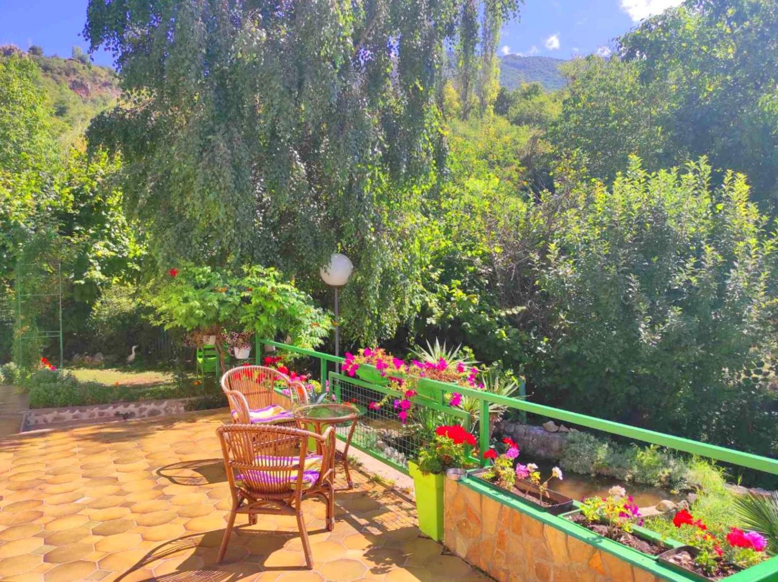 Villa Forest Paradise Ohrid Esterno foto